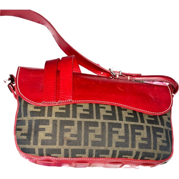 Fendi - Picture 2 of 11